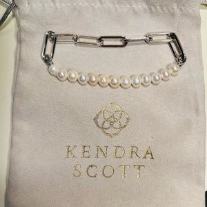 Kendra Scott Fashion Jewelry “Ashton” Pearl and Silver tone Stretch Bracelet
